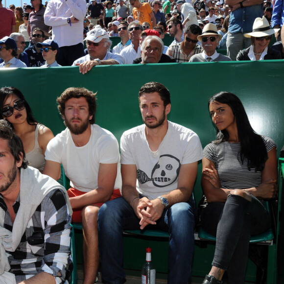 La chanteuse Shy'm était présente au Monte Carlo Country Club à Roquebrune Cap Martin le 14 avril 2016 pour soutenir son fiancé le tennisman français Benoît Paire.