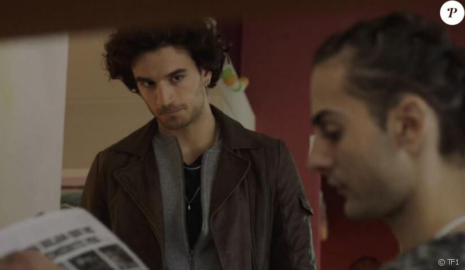 Nicolas Anselmo (Eliott) et Mikaël Mittelstadt (Greg) dans "Ici tout commence" - TF1
