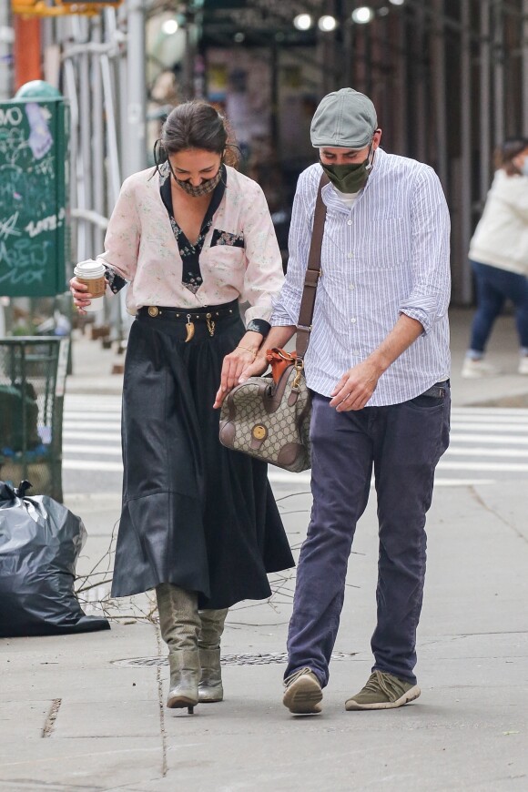 Exclusif - Katie Holmes et son ami Michael Fitzgerald à New York, le 3 mai 2021.