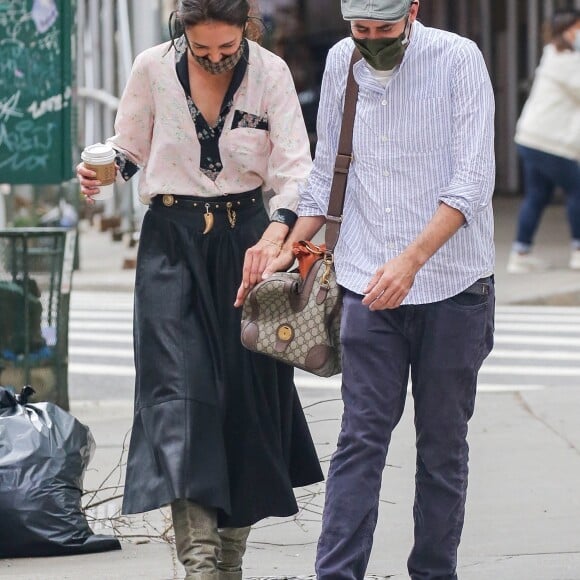 Exclusif - Katie Holmes et son ami Michael Fitzgerald à New York, le 3 mai 2021.