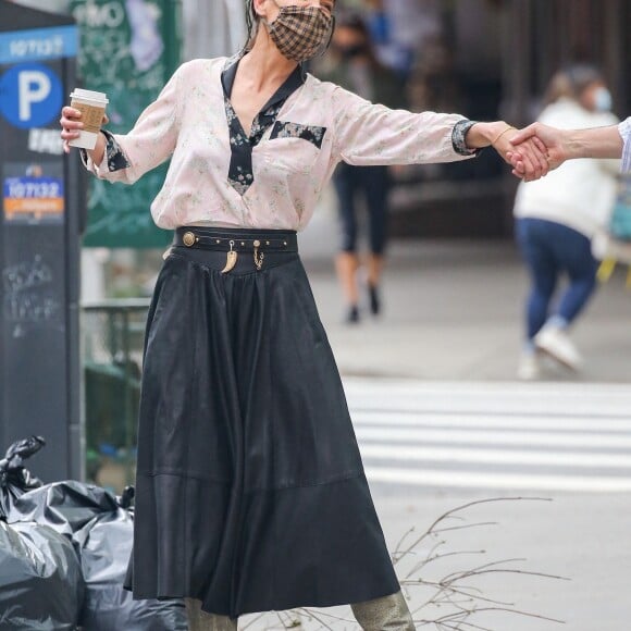 Exclusif - Katie Holmes et son ami Michael Fitzgerald à New York, le 3 mai 2021.