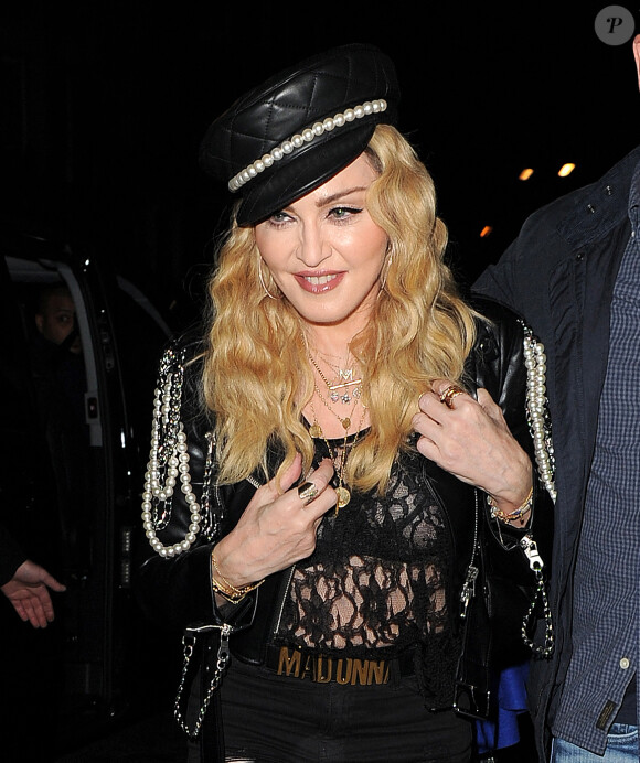 Madonna - Les célébrités arrivent à une soirée privée Mert & Marcus: Works 2001-2014 au nightclub Mark dans le quartier de Mayfair à Londres, le 27 octobre 2016.