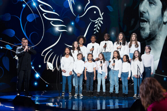 Exclusif - Chorale d'enfants (Surprise P.Fiori) - Enregistrement de l'émission "La Boîte à Secrets 8", présentée par F.Bollaert et diffusée le 7 mai sur France 3. Le 19 janvier 2021 © Tiziano Da Silva / Bestimage