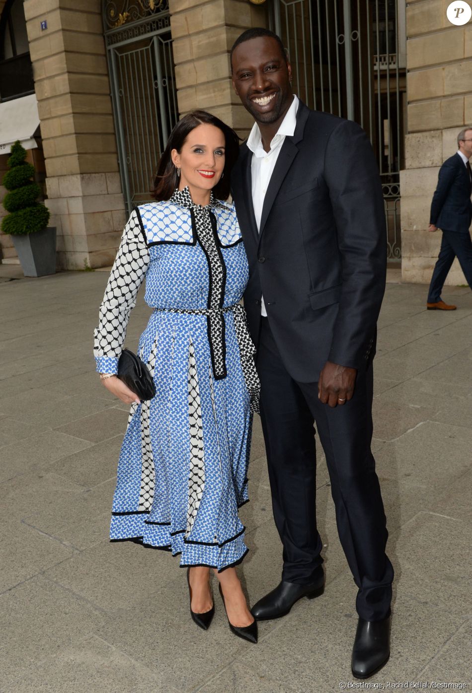 Info ( Omar Sy bientôt papa pour la 5 ème fois, sa femme Hélène est enceinte) - Omar Sy (ambassadeur de la marque) et sa femme Hélène - Inauguration de la boutique Audemars Piguet, 15 rue Royale, et présentation de la nouvelle collection Royal Oak Yellow Gold, à Paris, le 26 mai 2016. © Rachid Bellak/Bestimage