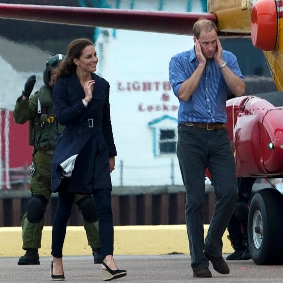 Kate, duchesse de Cambridge, et son mari le prince William à Summerside au Canada. Le 4 juillet 2011.