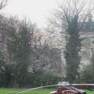 Kate, duchesse de Cambridge, monte à bord d'un hélicoptère le 8 février 2016.