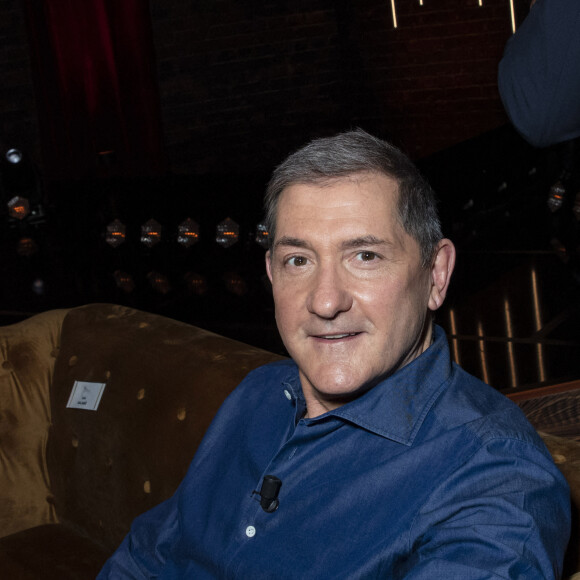 Exclusif - Yves Calvi - Backstage de l'enregistrement de l'émission "On Est En Direct" (OEED), Spéciale 100 ans de la radio, présentée par L.Ruquier, diffusée sur France 2 le 8 mai © Jack Tribeca / Bestimage 