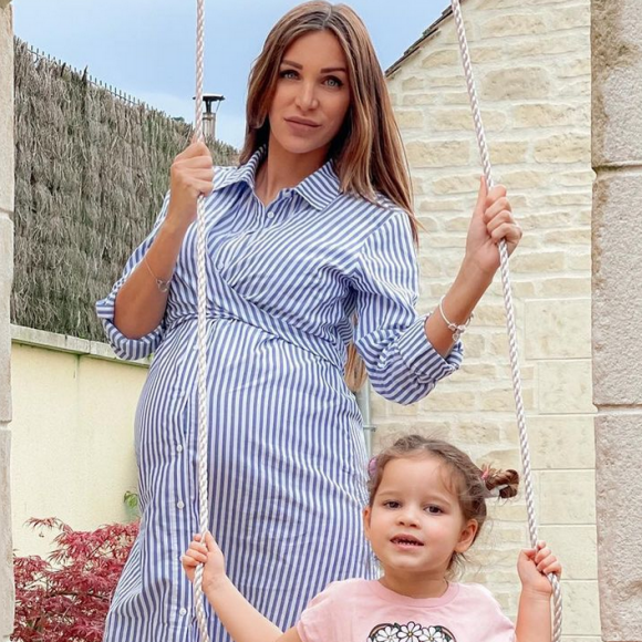 Julia Paredes confie que sa grossesse a des répercussions psychologiques sur sa fille aînée Luna - Instagram