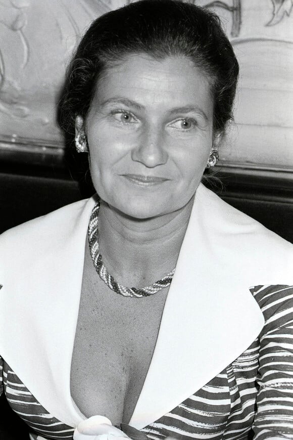 Simone Veil lors d'une soiree en 1976