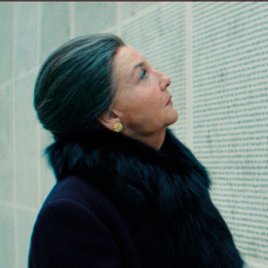 Elsa Zylberstein dans le rôle de Simone Veil sur le film Simone - Le voyage du siècle.