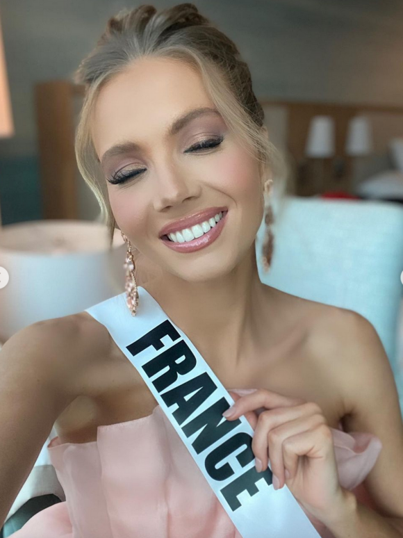 Amandine Petit (Miss France 2021) aux États-Unis pour concourir à Miss Univers 2020 - Instagram