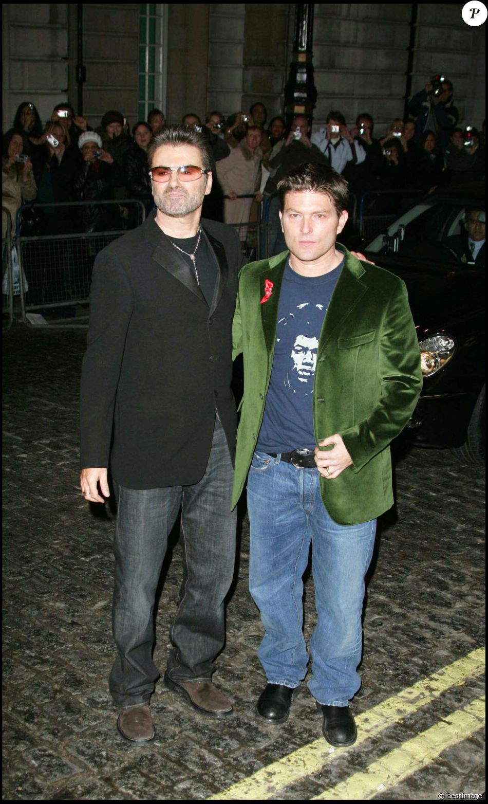 George Michael et Kenny Goss à la première de A Different Story à Londres, le 5 décembre 2005
