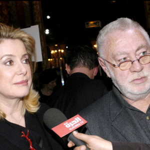 Catherine Deneuve et Jean-Yves Bouvier à la Fashion Weel de Paris en 2006.