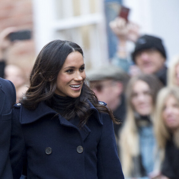 Le prince Harry et sa fiancée Meghan Markle arrivent au "Nottingham Contemporary" pour la journée mondiale de la lutte contre le Sida à Nottingham à l'occasion de leur première visite officielle depuis leurs Fiançailles à Nottingham le 1er decembre 2017.