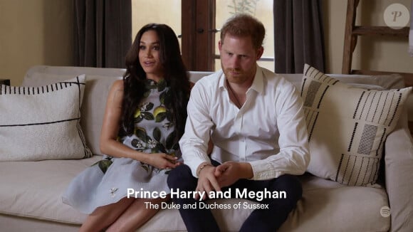Le prince Harry et Meghan Markle (Robe Oscar de la Renta), duc et duchesse de Sussex, font leur première apparition en podcast sur Spotify depuis l'annonce de la deuxième grossesse de Meghan le 22 février 2021.