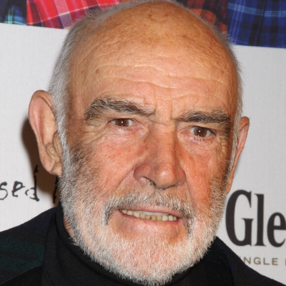 Sept mois après la mort de Sean Connery, son petit frère Neil est décédé à son tour.