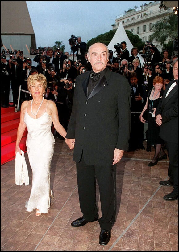 Sean Connery et sa femme Micheline Roquebrune en 1999.