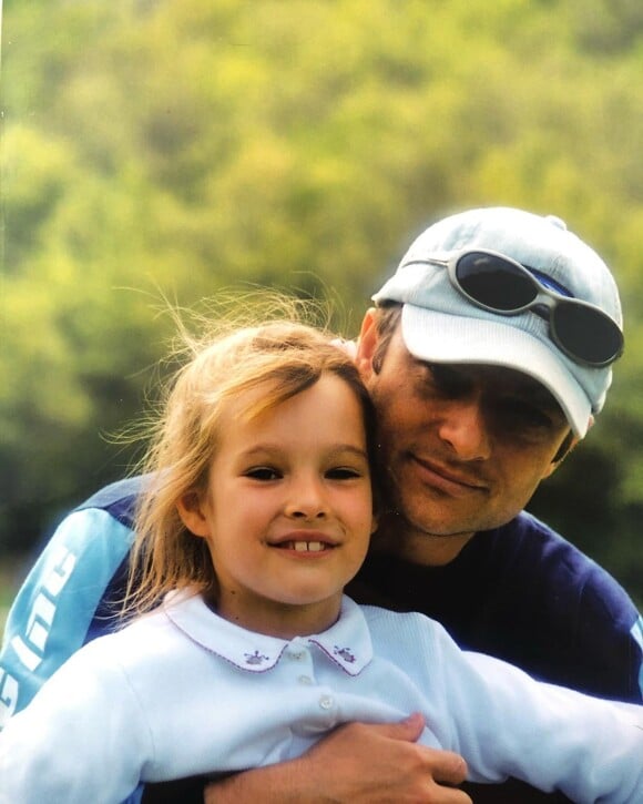 Ilona Smet et son père David Hallyday. Photo publiée sur Instagram le 21 juin 2020.