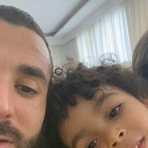 Karim Benzema et son fils Ibrahim et sa fille Mélia. Photo publiée le 13 mai 2021.