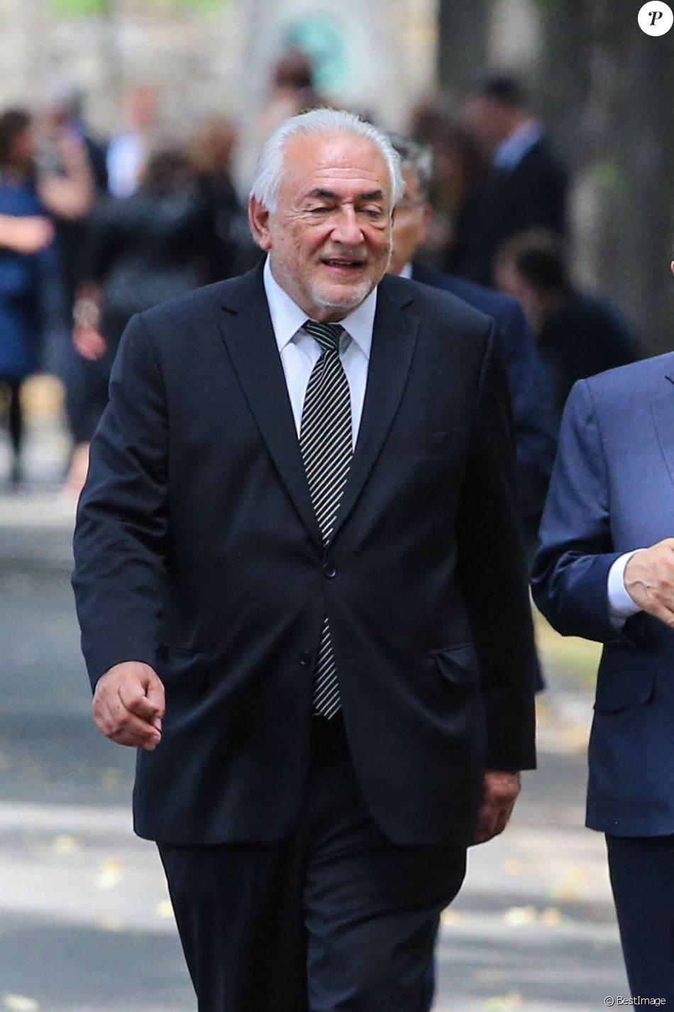 Exclusif - Dominique Strauss-Kahn (DSK) - Obsèques de Simone Veil au cimetière du Montparnasse à Paris, le 5 juillet 2017.