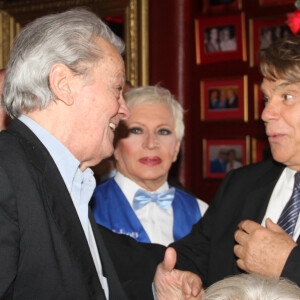 Alain Delon, Bernard Tapie - Michou fête ses 85 ans et les 60 ans de son cabaret à Paris le 20 juin 2016. © Philippe Baldini / Bestimage