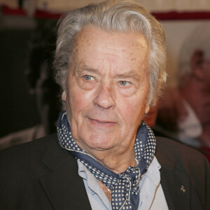 Alain Delon - Célébrités lors de l'inauguration de la grande roue de Paris, France, le 17 novembre 2017. © Christophe Aubert/Bestimage