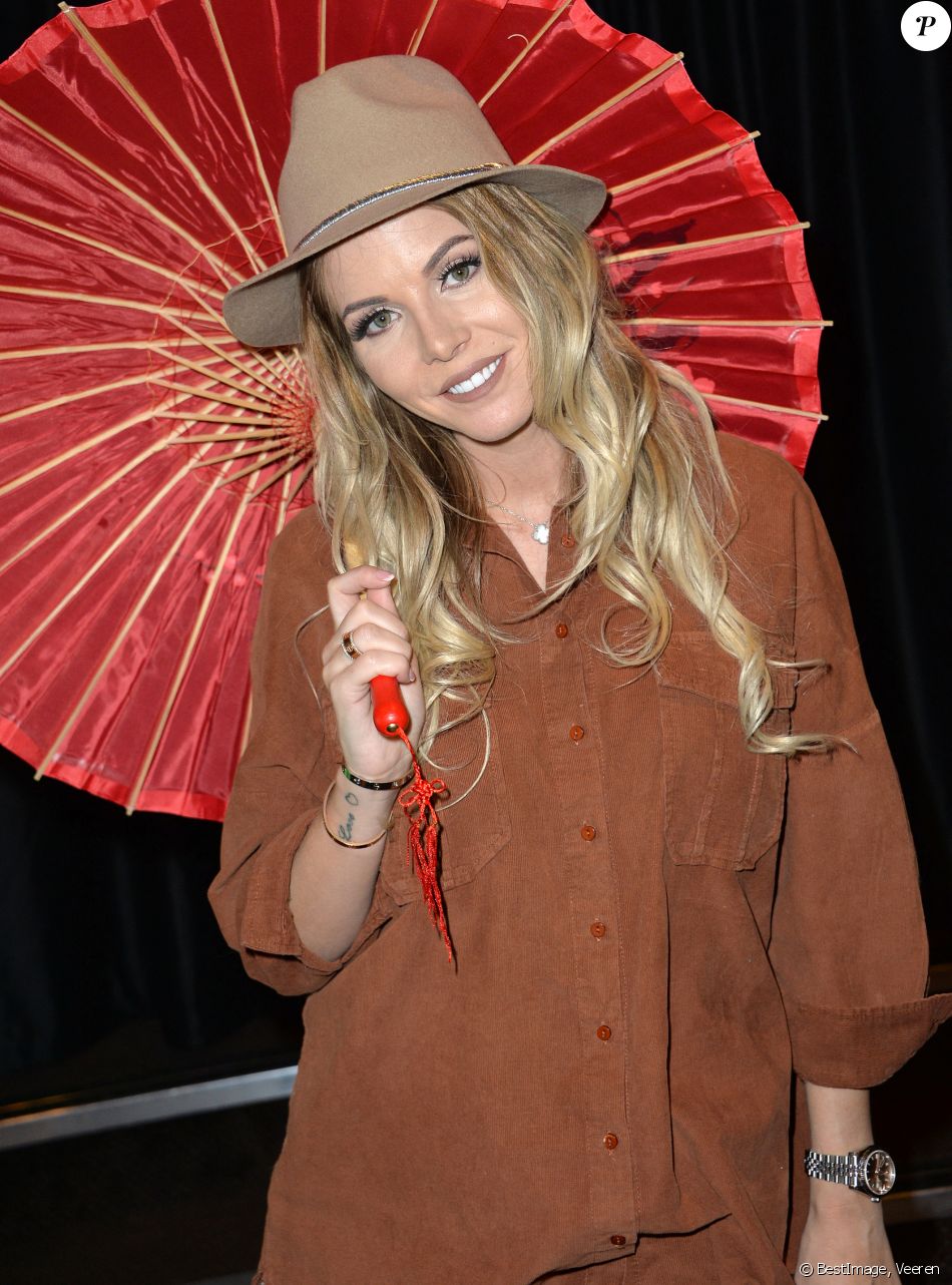Jessica Thivenin à l'avant-première de la nouvelle saison de l'émission de télé-réalité "Les Marseillais Asian Tour" au cinéma Gaumont Champs-Elysées à Paris, France, le 13 février 2019. © Veeren/Bestimage