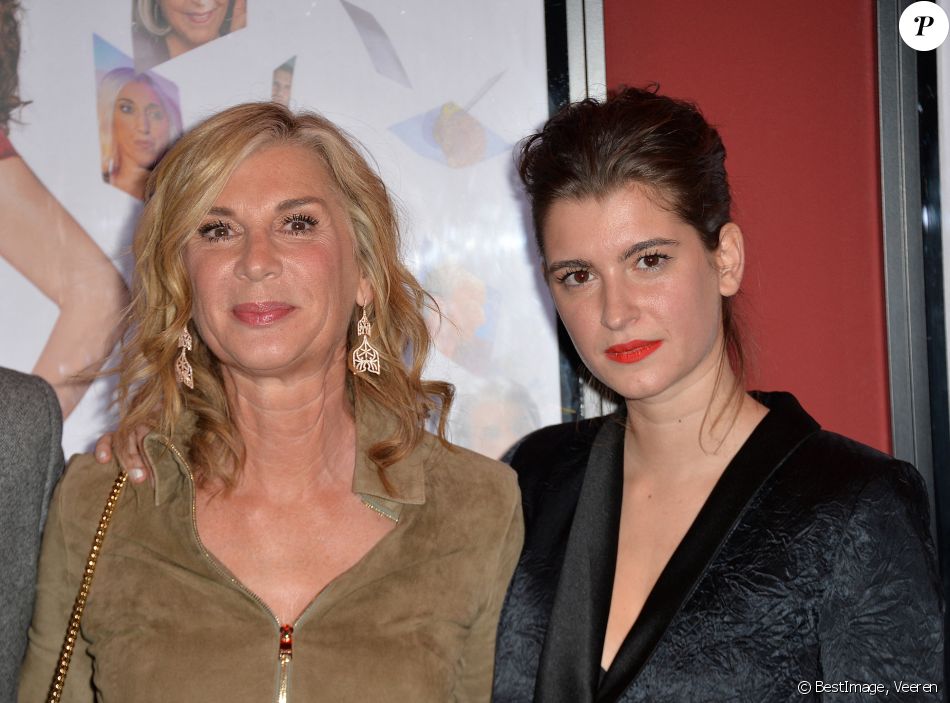 Michèle Laroque et sa fille Oriane Deschamps - Avant-première du film Brillantissime au cinéma Publicis à Paris, France, le 15 janvier 2018. © Veeren/Bestimage