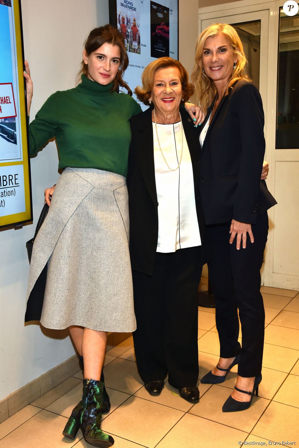 Exclusif - Doina Trandabur avec sa fille Michèle Laroque et sa petite fille Oriane Deschamps (la fille de M. Laroque) - Présentation du film de M. Laroque "Brillantissime" en avant-première à Nice aux Pathé Cinémas, le 10 novembre 2017. © Bruno Bebert/Bestimage