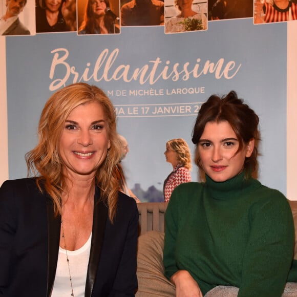 Exclusif - Michèle Laroque et sa fille Oriane Deschamps- Présentation du film de M. Laroque "Brillantissime" en avant-première à Nice aux Pathé Cinémas, le 10 novembre 2017. © Bruno Bebert/Bestimage 