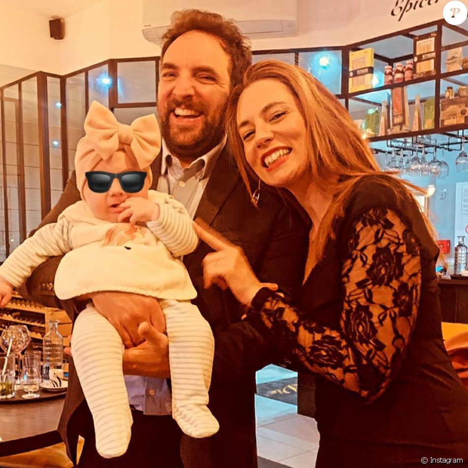 David Mora (Scènes de ménages) est comblé par sa compagne Davina Vigné, déjà maman d'une jeune garçon, et leur adorable petite fille.