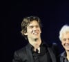 Archives - Amaury Vassili au Grand Rex à Paris pour chanter en duo avec Gérard Lenorman. Le 8 mars 2012. © Patrick Carpentier / Bestimage