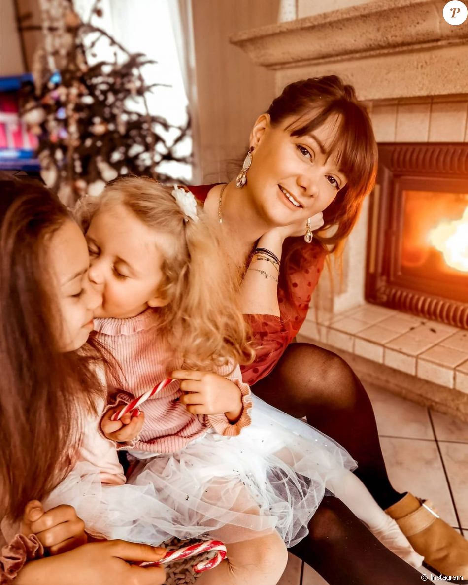 Alexandra de "Koh-Lanta" avec ses deux filles, le 6 janvier 2021
