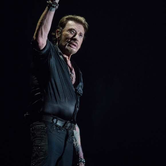 Exclusif - Johnny Hallyday en concert au POPB de Bercy a Paris - Jour 3 de la tournee "Born Rocker Tour". Le 16 juin 2013  