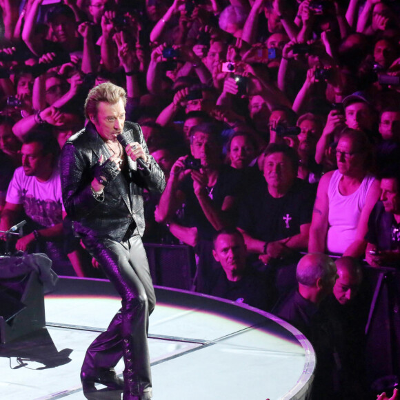 Exclusif - Concert de la tournee "Born Rocker Tour" de Johnny Hallyday au POPB de Bercy a Paris. Le 16 juin 2013  