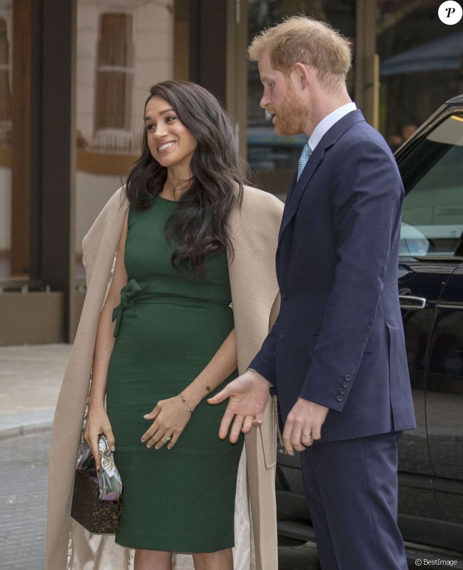 Le prince Harry, duc de Sussex, et Meghan Markle, duchesse de Sussex, assistent à la cérémonie "Wellchild Awards" au Royal Lancaster Hotel à Londres, le 15 octobre 2019.