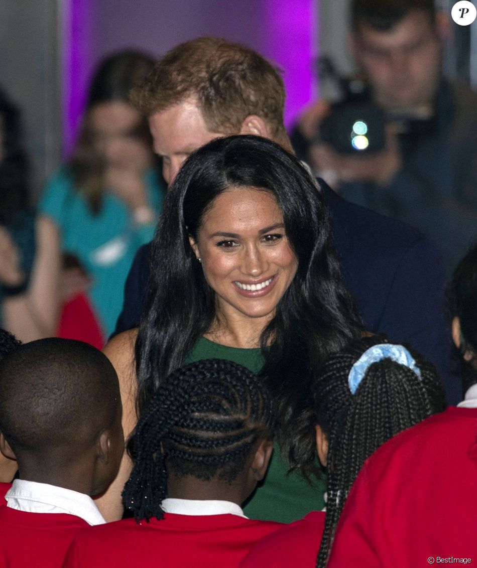Le prince Harry, duc de Sussex, et Meghan Markle, duchesse de Sussex, assistent à la cérémonie "Wellchild Awards" au Royal Lancaster Hotel à Londres, le 15 octobre 2019.