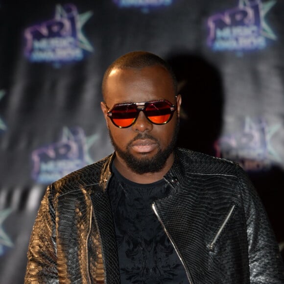 Maître Gims (Gandhi Djuna) lors de la 18ème cérémonie des "NRJ Music Awards" au Palais des Festivals à Cannes, le 12 novembre 2016. © Rachid Bellak/Bestimage 