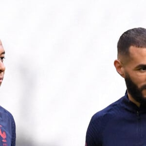 Kylian Mbappé et Karim Benzema - Match amical de préparation à l'Euro 2021 France - Bulgarie (3-0) au Stade de France en présence de 5000 spectateurs à Saint-Denis le 8 juin 2021. © Philippe Lecoeur / Panoramic / Bestimage