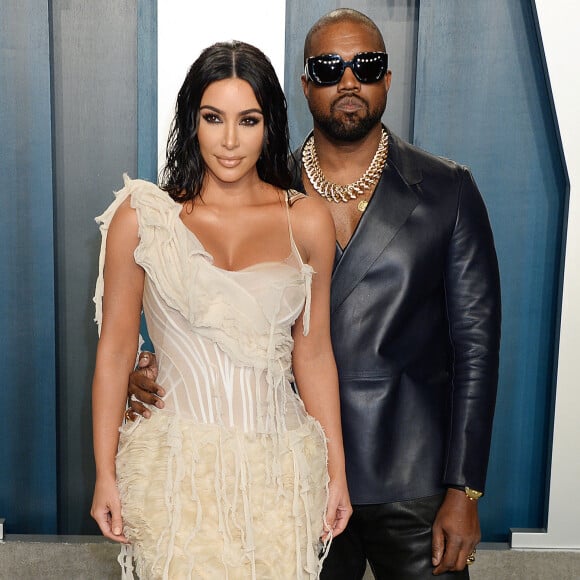 Kim Kardashian et son mari Kanye West à la soirée "Vanity Fair Oscar Party" après la 92ème cérémonie des Oscars 2020 au Wallis Annenberg Center for the Performing Arts à Los Angeles, le 9 février 2020.