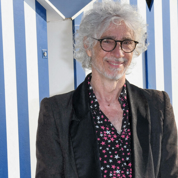 Louis Bertignac - Photocall du jury du 35e festival de Cabourg. Le 10 juin 2021. © Coadic Guirec / Bestimage