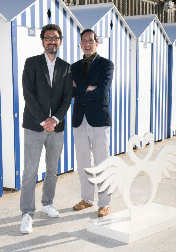 David Foenkinos et Stéphane Foenkinos - Photocall du jury du 35e festival de Cabourg. Le 10 juin 2021. © Coadic Guirec / Bestimage