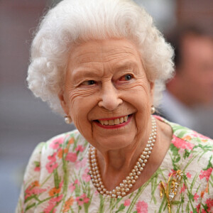 La reine Elizabeth II assiste à un événement à l'Eden Project pour célébrer l'initiative The Big Lunch, pendant le sommet du G7 en Cornouailles.