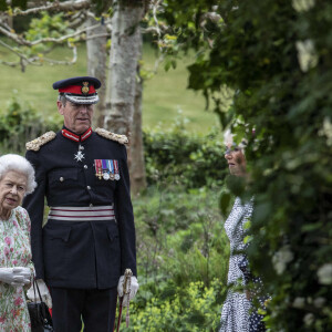 Elizabeth II et le prince Charles lors du sommet du G7 en Cornouailles, le 11 juin 2021