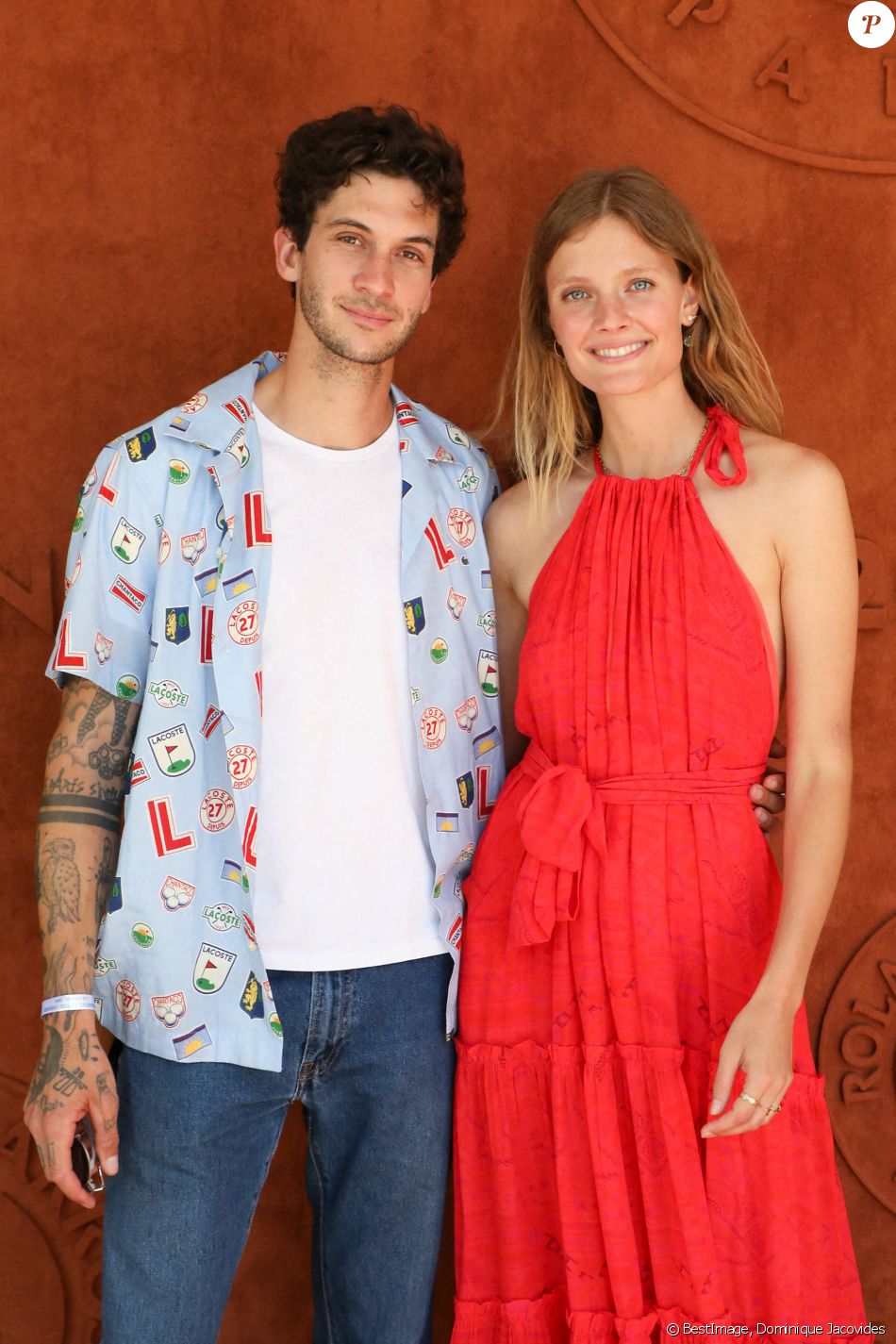 Constance Jablonski et son compagnon Matthias Dandois au village lors des internationaux de France Roland Garros à Paris le 13 juin 2021. © Dominique Jacovides / Bestimage