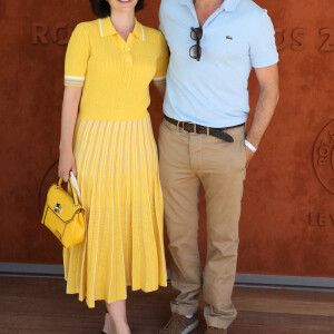 Jean Dujardin et sa femme Nathalie Péchalat au village lors des internationaux de France Roland Garros à Paris le 13 juin 2021. © Dominique Jacovides / Bestimage