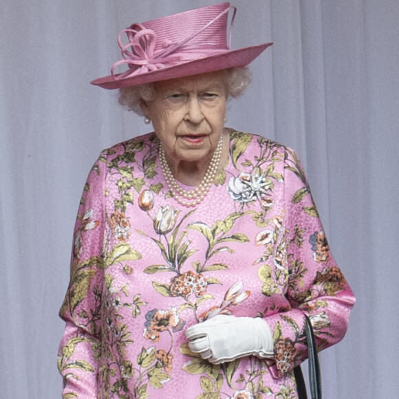 Le président des Etats-Unis Joe Biden et sa femme Jill Biden visitent le château de Windsor en compagnie de la reine Elizabeth II, le 13 juin 2021. 