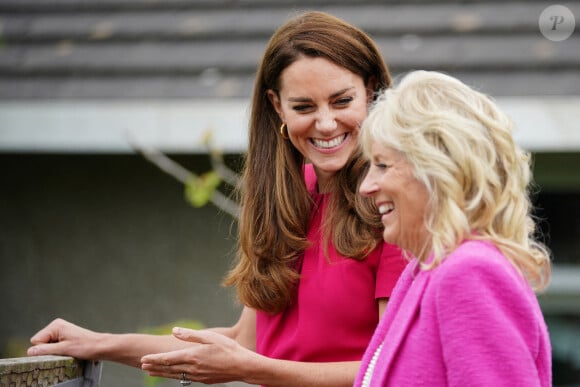 Catherine (Kate) Middleton, duchesse de Cambridge, et la Première Dame des États-Unis Jill Biden lors d'une visite à la "Connor Downs Academy à Hayle, Cornouailles, Royaume Uni, 11 juin 2021, lors du sommet du G7.