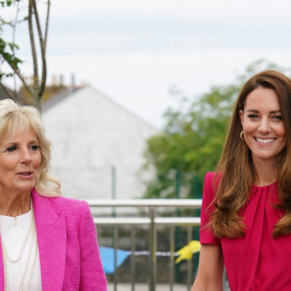 Catherine (Kate) Middleton, duchesse de Cambridge, et la Première Dame des États-Unis Jill Biden lors d'une visite à la "Connor Downs Academy à Hayle, Cornouailles, Royaume Uni, 11 juin 2021, lors du sommet du G7.