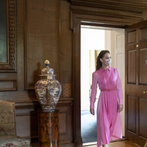 Kate Catherine Middleton, duchesse de Cambridge, a rencontré la jeune Mila Sneddon, atteinte d'un cancer, et sa famille au palais Holyroodhouse à Edimbourg. Le 27 mai 2021